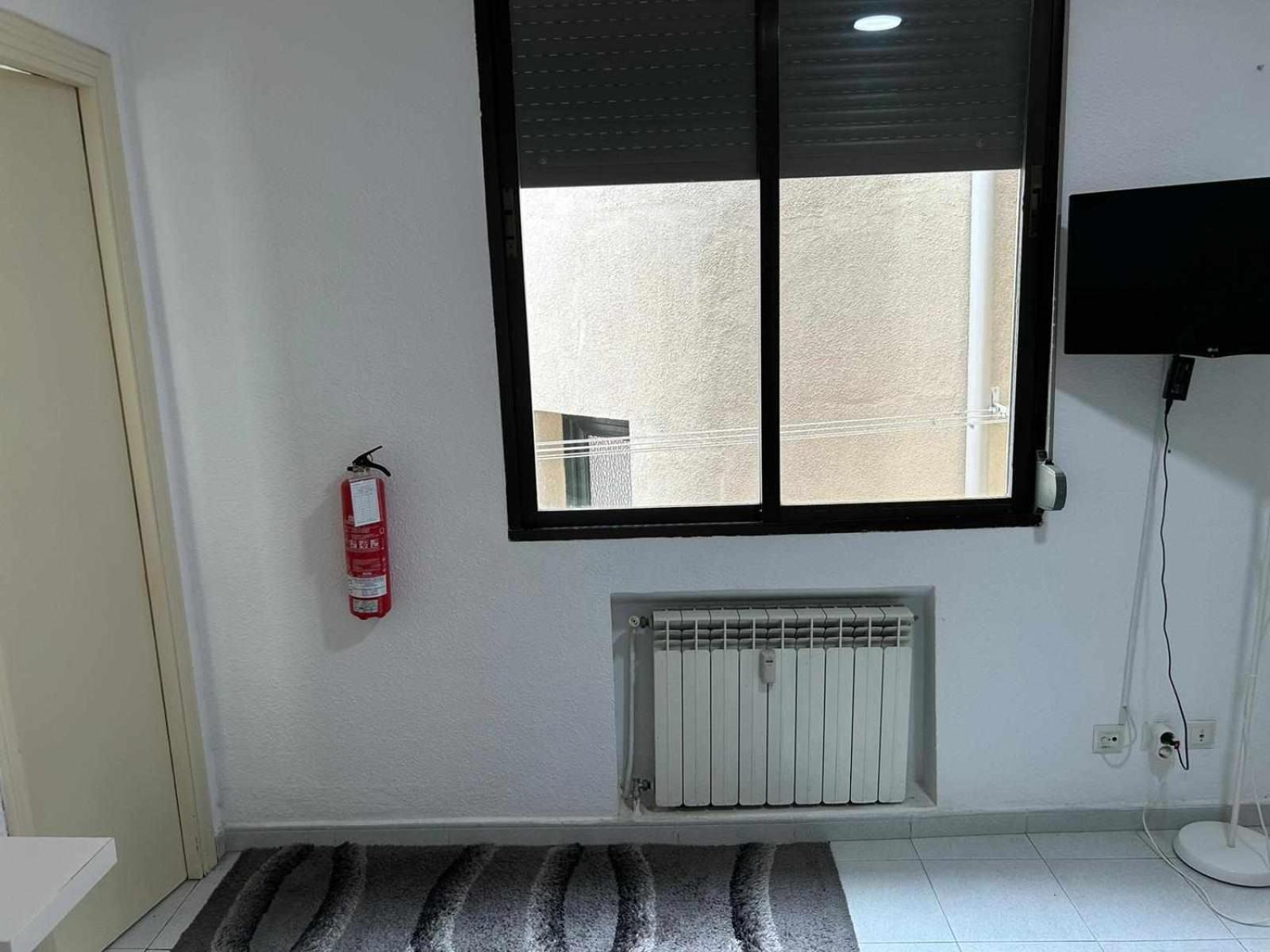 Estudio En Plaza Callao Apartament